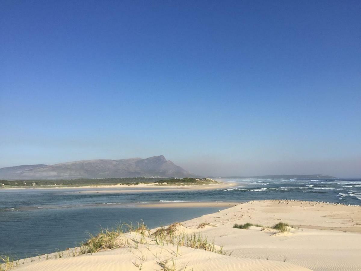 Lagoon'S Edge Fisherhaven Bagian luar foto